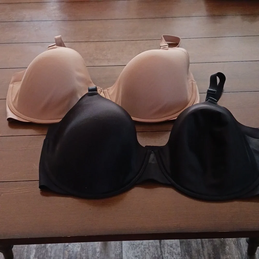 Woman bras - Picture 1 of 8